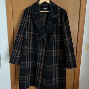 DKNY Women's Black/Brown/White Plaid Coat L